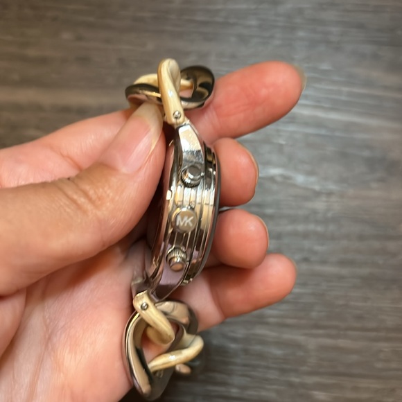 Michael Kors Watch, Model 4263 - Picture 4 of 6